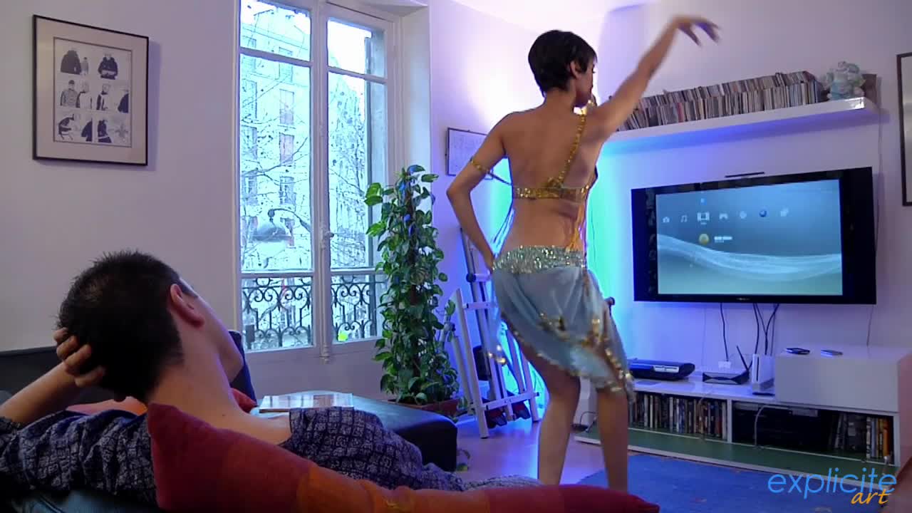 Jasmine Arabia : A Splendid Arabic Belly Dancer Girl Strips And Sucks Her Client. 1/2
