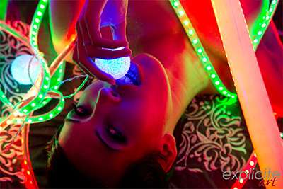 Arabic porn star Jasmine Arabia masturbates in the neon light